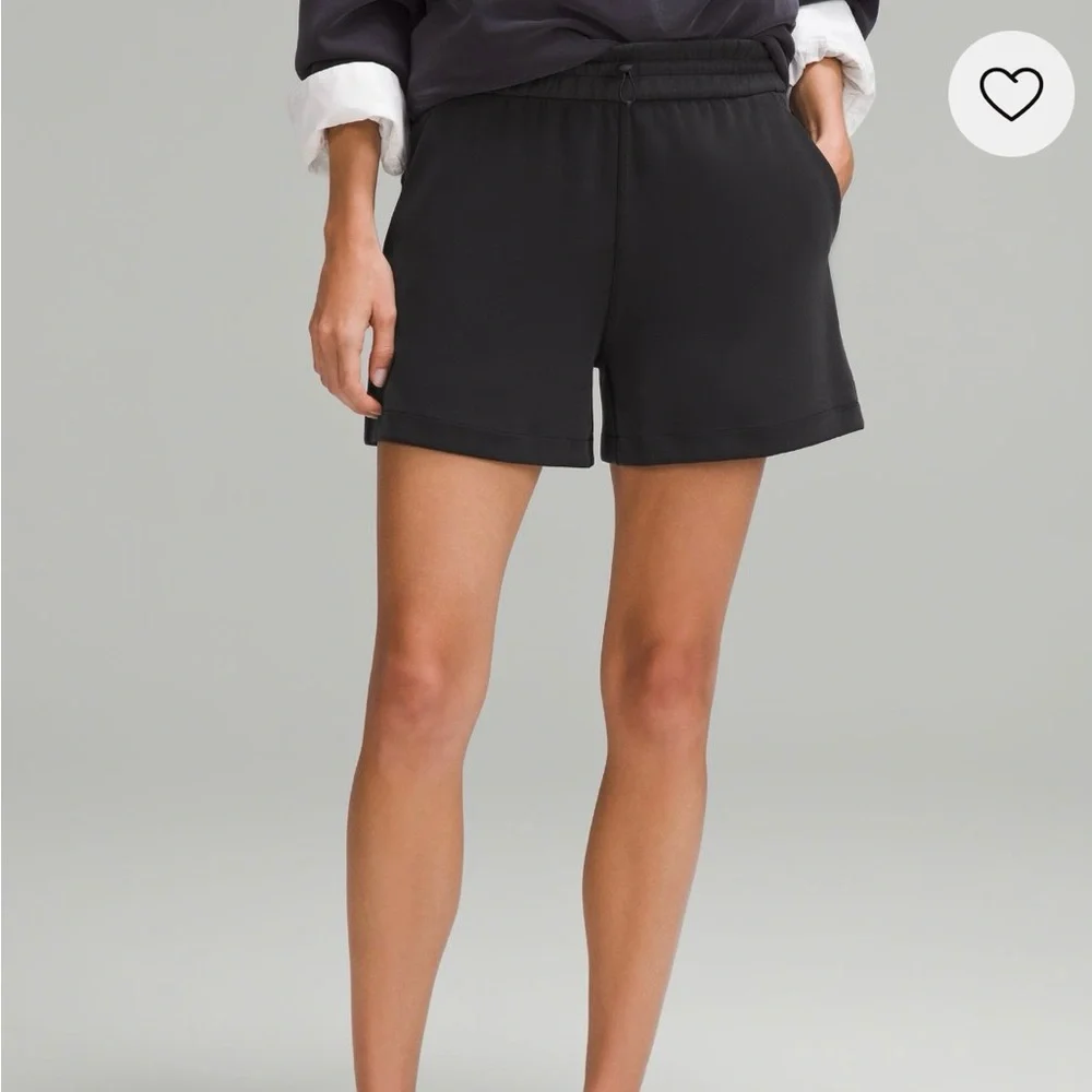 Lululemon Athletica Black Sweatshirt and Shorts Set Size 8 - Picture 6 of 7